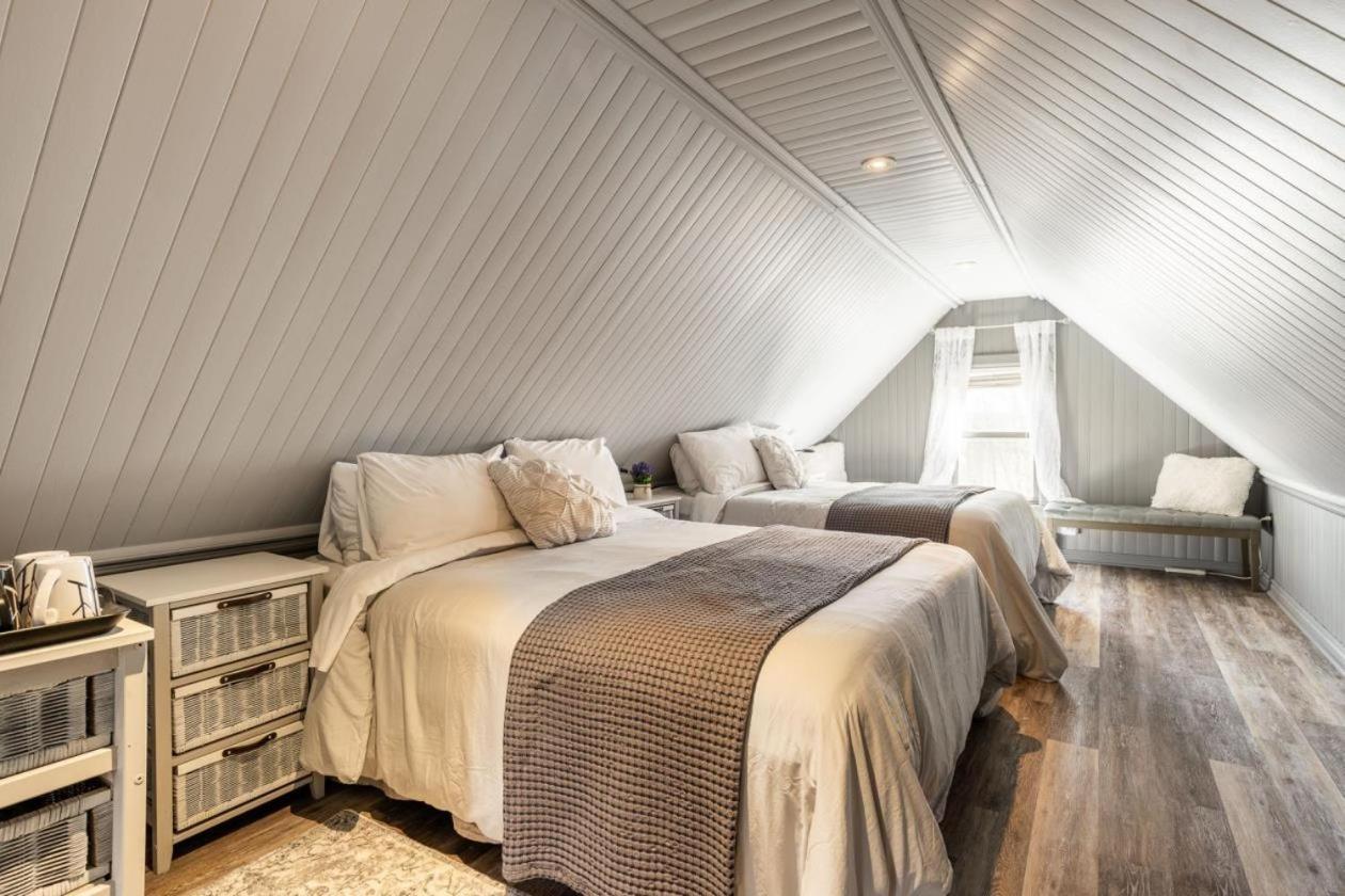 B&B Hillhouse Lac-Brome Dış mekan fotoğraf